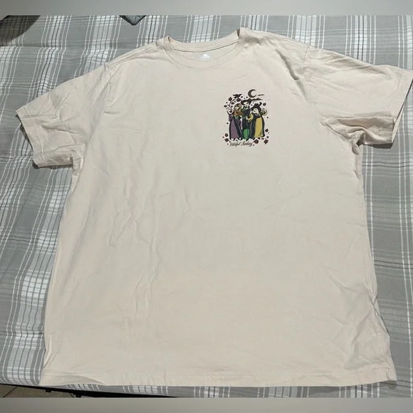 Disney Hocus Pocus T-Shirt size XL - Picture 2 of 13